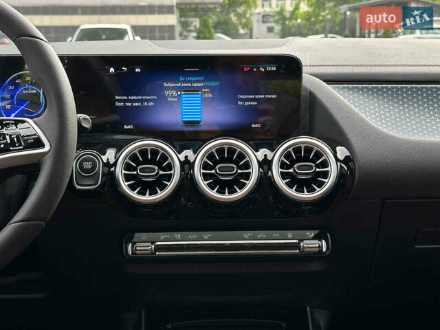 Мерседес EQA 2025 в Киеве на Automoto.ua Белый Мерседес EQA, объемом двигателя 0 л и пробегом 1 тыс. км за 36850 $, фото 40 на Automoto.ua