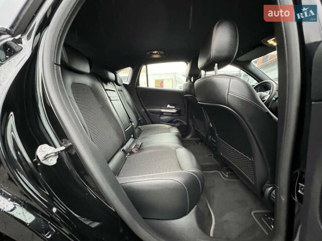 Черный Мерседес EQA, объемом двигателя 0 л и пробегом 123 тыс. км за 26000 $, фото 30 на Automoto.ua