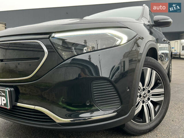Черный Мерседес EQA, объемом двигателя 0 л и пробегом 123 тыс. км за 26000 $, фото 6 на Automoto.ua