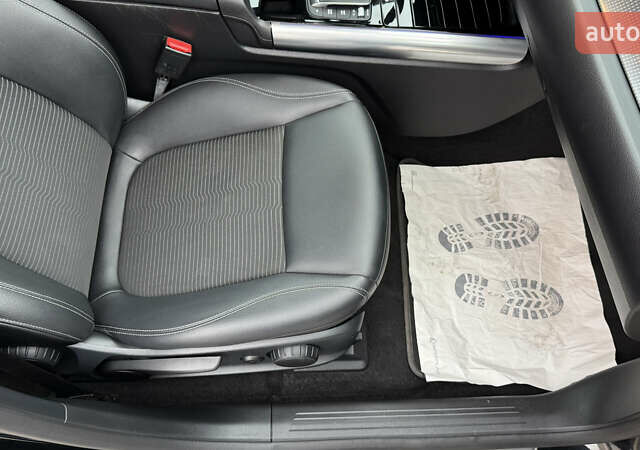 Черный Мерседес EQA, объемом двигателя 0 л и пробегом 123 тыс. км за 26000 $, фото 62 на Automoto.ua