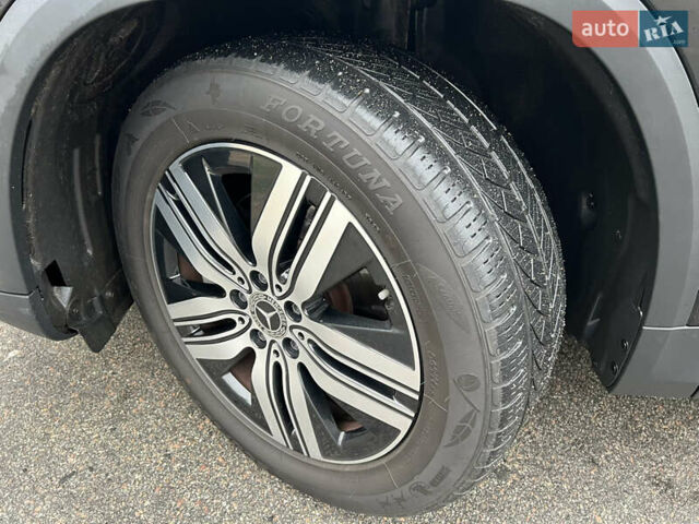 Черный Мерседес EQA, объемом двигателя 0 л и пробегом 123 тыс. км за 26000 $, фото 7 на Automoto.ua