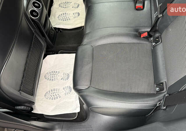 Черный Мерседес EQA, объемом двигателя 0 л и пробегом 123 тыс. км за 26000 $, фото 46 на Automoto.ua