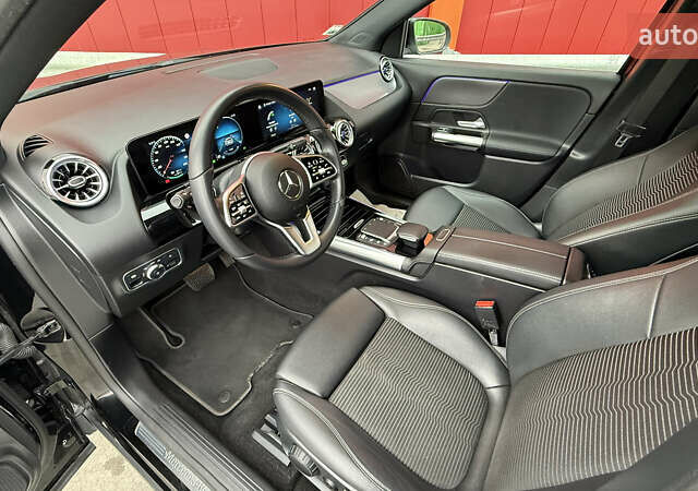 Черный Мерседес EQA, объемом двигателя 0 л и пробегом 123 тыс. км за 26000 $, фото 25 на Automoto.ua