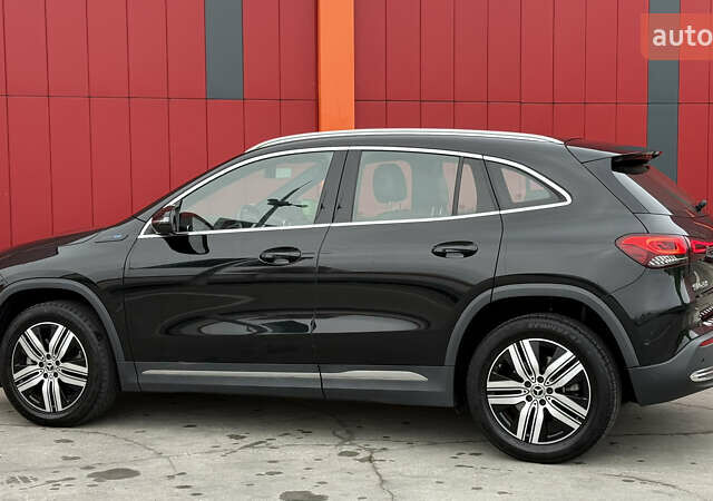 Черный Мерседес EQA, объемом двигателя 0 л и пробегом 123 тыс. км за 26000 $, фото 19 на Automoto.ua