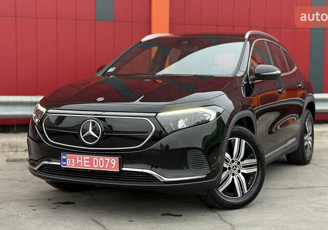 Черный Мерседес EQA, объемом двигателя 0 л и пробегом 123 тыс. км за 26000 $, фото 1 на Automoto.ua