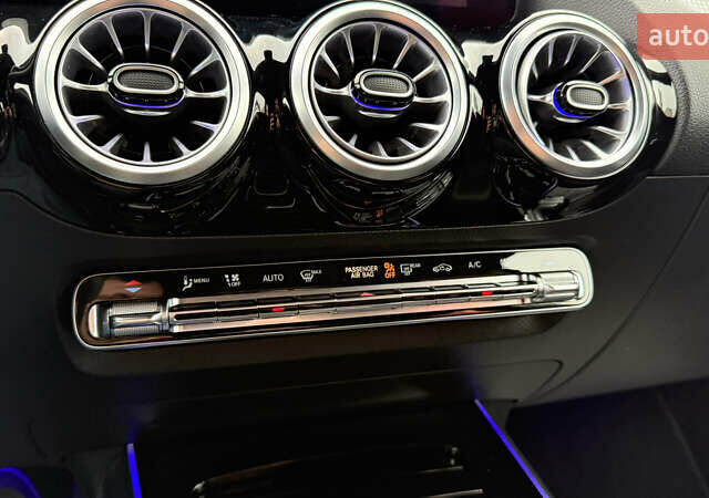 Черный Мерседес EQA, объемом двигателя 0 л и пробегом 123 тыс. км за 26000 $, фото 39 на Automoto.ua