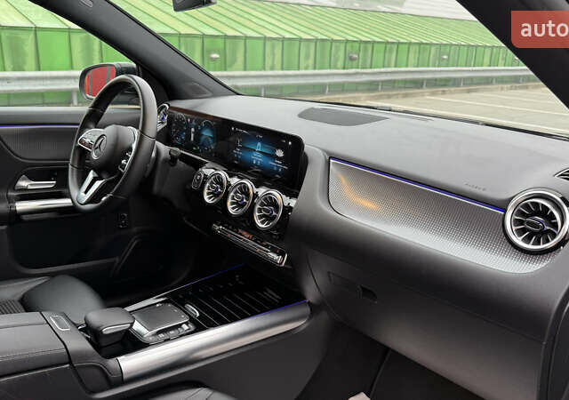 Черный Мерседес EQA, объемом двигателя 0 л и пробегом 123 тыс. км за 26000 $, фото 66 на Automoto.ua