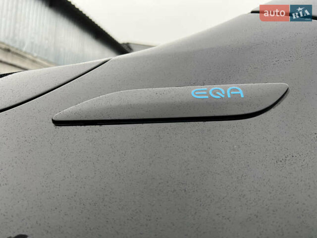 Черный Мерседес EQA, объемом двигателя 0 л и пробегом 123 тыс. км за 26000 $, фото 8 на Automoto.ua