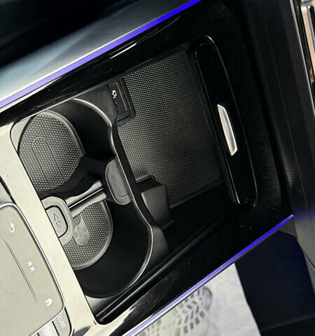 Черный Мерседес EQA, объемом двигателя 0 л и пробегом 123 тыс. км за 26000 $, фото 43 на Automoto.ua