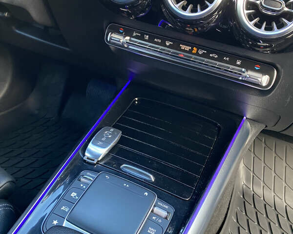 Мерседес EQA 2021 у Прилуках на Automoto.ua Чорний Мерседес EQA, об'ємом двигуна 0 л та пробігом 191 тис. км за 24800 $, фото 22 на Automoto.ua