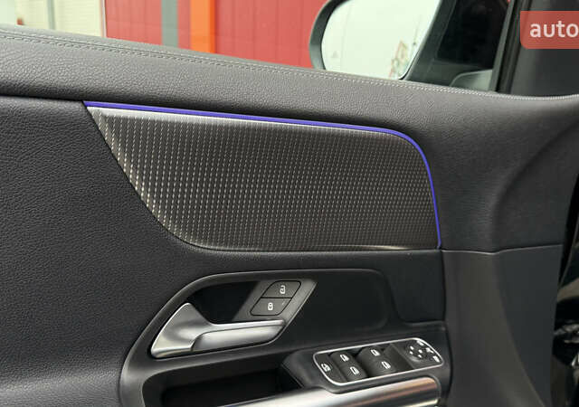 Черный Мерседес EQA, объемом двигателя 0 л и пробегом 123 тыс. км за 26000 $, фото 22 на Automoto.ua