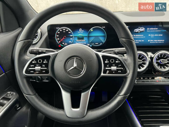 Черный Мерседес EQA, объемом двигателя 0 л и пробегом 123 тыс. км за 26000 $, фото 17 на Automoto.ua