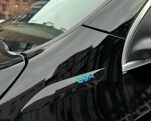 Черный Мерседес EQA, объемом двигателя 0 л и пробегом 39 тыс. км за 36000 $, фото 2 на Automoto.ua