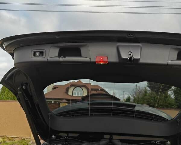 Черный Мерседес EQA, объемом двигателя 0 л и пробегом 183 тыс. км за 25900 $, фото 14 на Automoto.ua