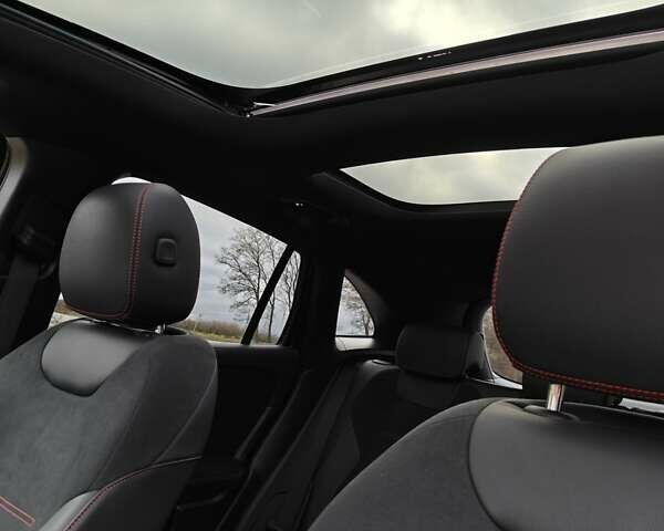 Черный Мерседес EQA, объемом двигателя 0 л и пробегом 183 тыс. км за 25900 $, фото 25 на Automoto.ua