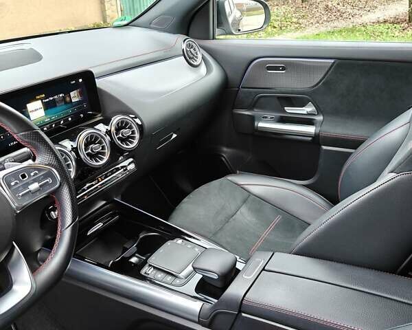 Черный Мерседес EQA, объемом двигателя 0 л и пробегом 183 тыс. км за 25900 $, фото 17 на Automoto.ua