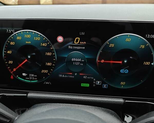 Черный Мерседес EQA, объемом двигателя 0 л и пробегом 183 тыс. км за 25900 $, фото 29 на Automoto.ua