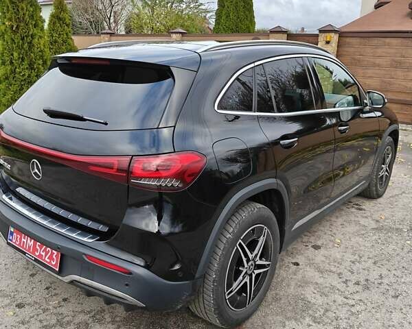Черный Мерседес EQA, объемом двигателя 0 л и пробегом 183 тыс. км за 25900 $, фото 5 на Automoto.ua