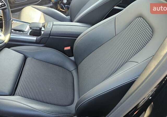 Черный Мерседес EQA, объемом двигателя 0 л и пробегом 50 тыс. км за 37200 $, фото 3 на Automoto.ua