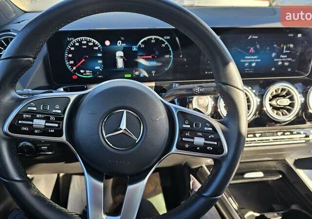 Черный Мерседес EQA, объемом двигателя 0 л и пробегом 50 тыс. км за 37200 $, фото 13 на Automoto.ua
