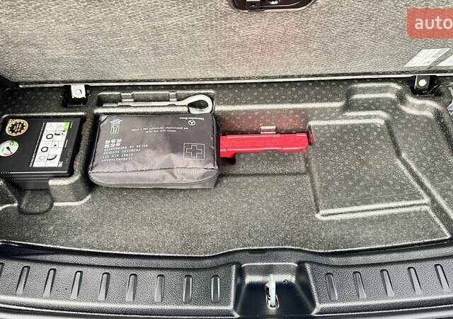 Чорний Мерседес EQA, об'ємом двигуна 0 л та пробігом 38 тис. км за 33300 $, фото 8 на Automoto.ua