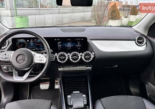 Чорний Мерседес EQA, об'ємом двигуна 0 л та пробігом 38 тис. км за 33300 $, фото 18 на Automoto.ua