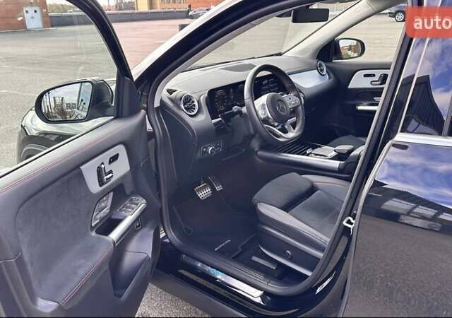 Черный Мерседес EQA, объемом двигателя 0 л и пробегом 39 тыс. км за 32900 $, фото 15 на Automoto.ua