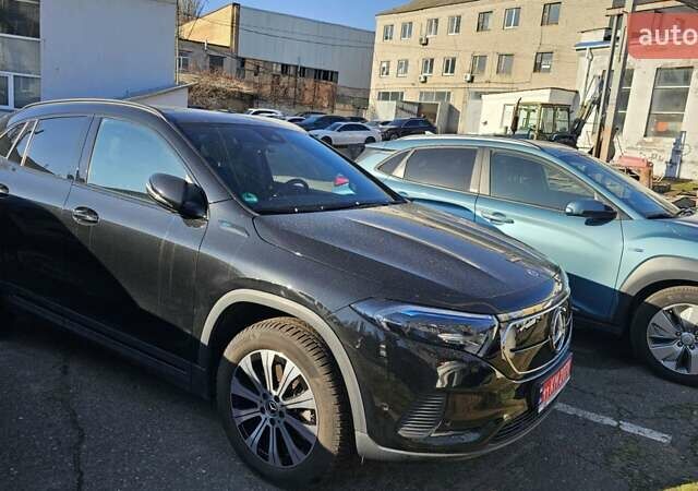 Черный Мерседес EQA, объемом двигателя 0 л и пробегом 50 тыс. км за 37200 $, фото 1 на Automoto.ua
