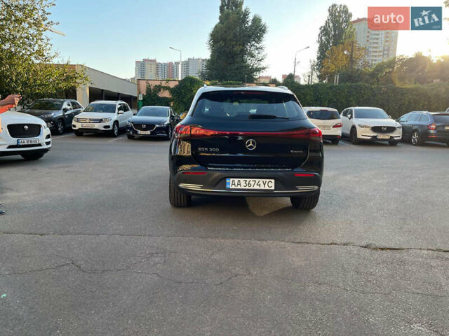 Черный Мерседес EQA, объемом двигателя 0 л и пробегом 52 тыс. км за 33000 $, фото 5 на Automoto.ua