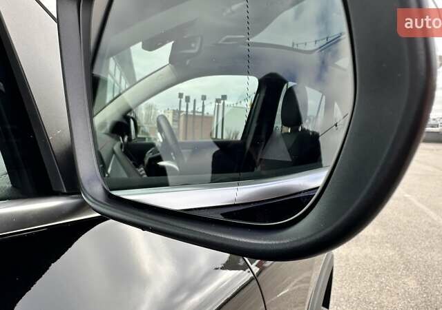 Чорний Мерседес EQA, об'ємом двигуна 0 л та пробігом 38 тис. км за 33300 $, фото 42 на Automoto.ua