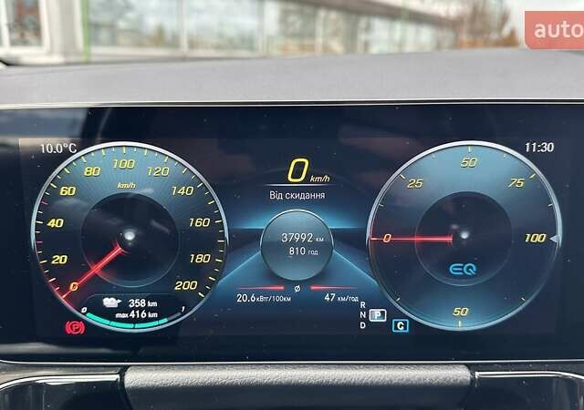 Чорний Мерседес EQA, об'ємом двигуна 0 л та пробігом 38 тис. км за 33300 $, фото 28 на Automoto.ua