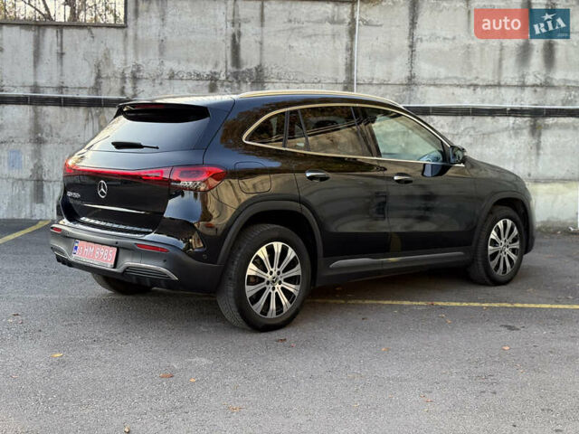 Черный Мерседес EQA, объемом двигателя 0 л и пробегом 35 тыс. км за 33500 $, фото 18 на Automoto.ua