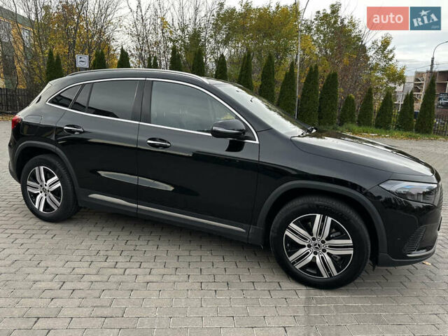 Черный Мерседес EQA, объемом двигателя 0 л и пробегом 11 тыс. км за 33800 $, фото 9 на Automoto.ua