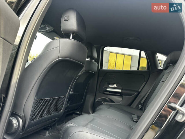 Черный Мерседес EQA, объемом двигателя 0 л и пробегом 11 тыс. км за 33800 $, фото 24 на Automoto.ua