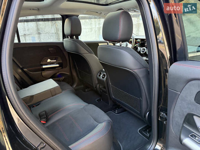 Черный Мерседес EQA, объемом двигателя 0 л и пробегом 35 тыс. км за 33500 $, фото 36 на Automoto.ua