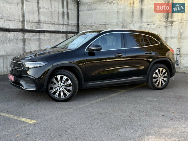 Черный Мерседес EQA, объемом двигателя 0 л и пробегом 35 тыс. км за 33500 $, фото 10 на Automoto.ua