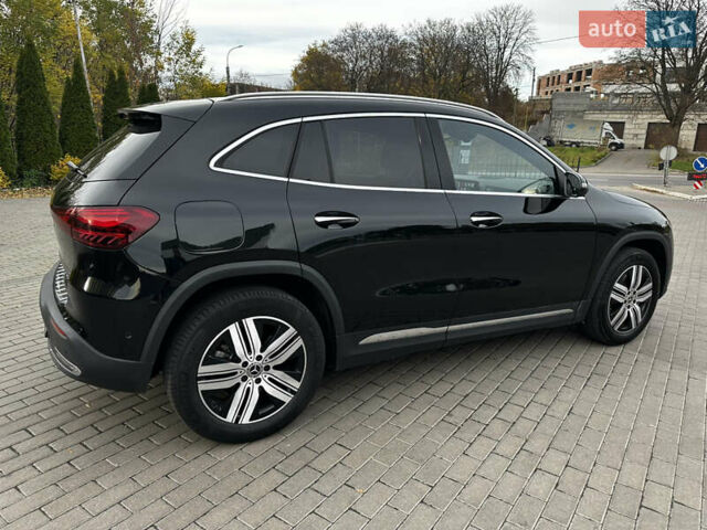 Черный Мерседес EQA, объемом двигателя 0 л и пробегом 11 тыс. км за 33800 $, фото 8 на Automoto.ua