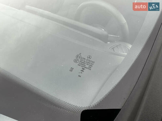 Черный Мерседес EQA, объемом двигателя 0 л и пробегом 11 тыс. км за 33800 $, фото 11 на Automoto.ua