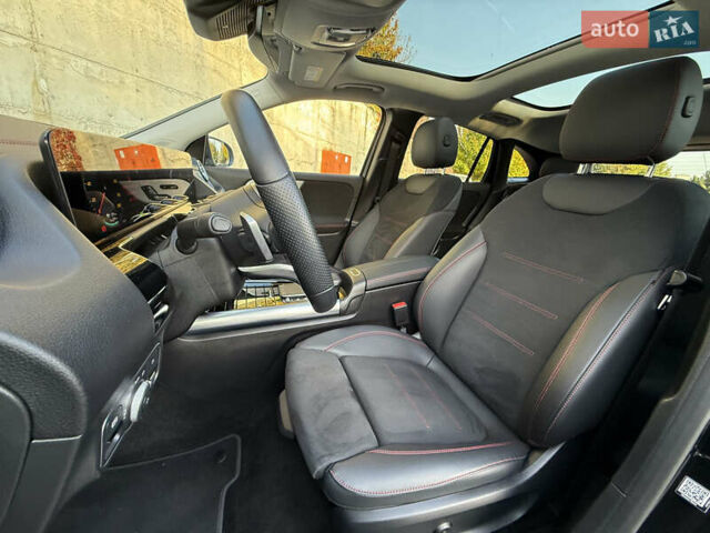 Черный Мерседес EQA, объемом двигателя 0 л и пробегом 35 тыс. км за 33500 $, фото 57 на Automoto.ua