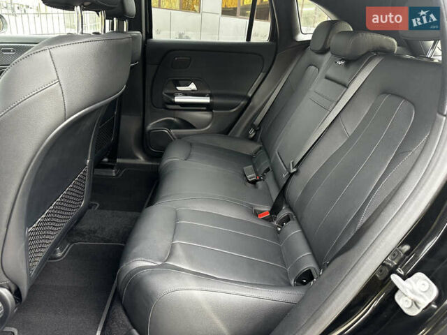 Черный Мерседес EQA, объемом двигателя 0 л и пробегом 11 тыс. км за 33800 $, фото 23 на Automoto.ua