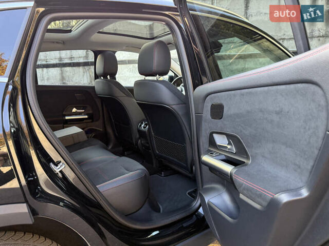 Черный Мерседес EQA, объемом двигателя 0 л и пробегом 35 тыс. км за 33500 $, фото 34 на Automoto.ua