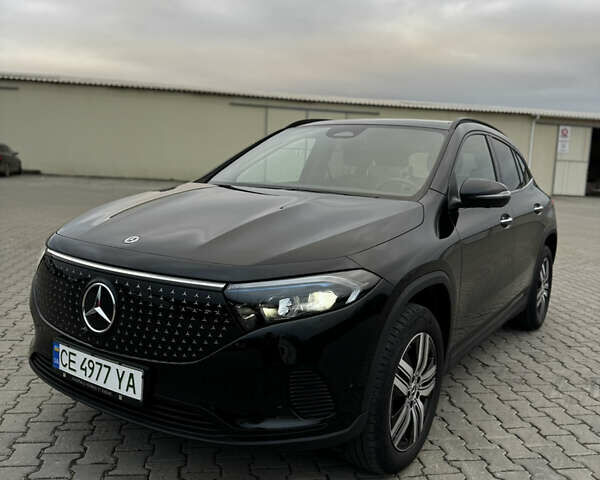 Черный Мерседес EQA, объемом двигателя 0 л и пробегом 8 тыс. км за 39115 $, фото 2 на Automoto.ua