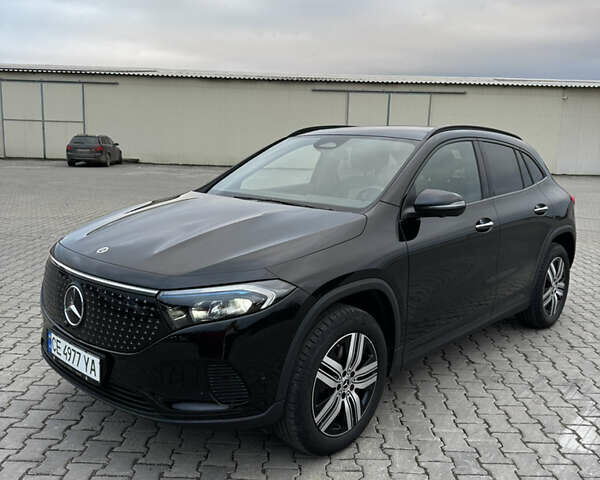 Черный Мерседес EQA, объемом двигателя 0 л и пробегом 8 тыс. км за 39115 $, фото 1 на Automoto.ua
