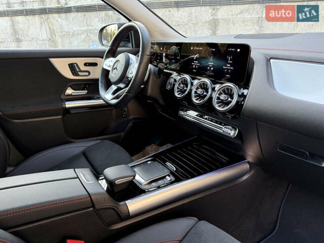 Черный Мерседес EQA, объемом двигателя 0 л и пробегом 35 тыс. км за 33500 $, фото 28 на Automoto.ua