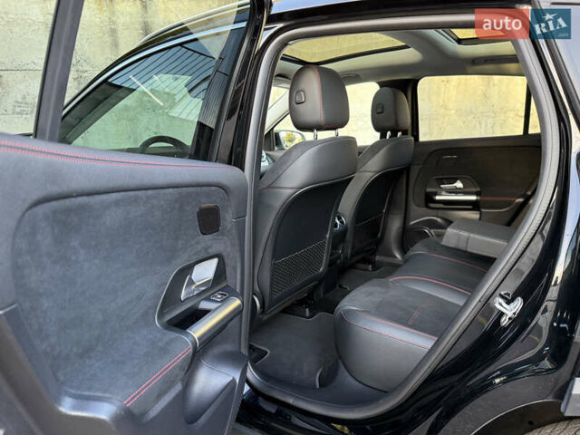 Черный Мерседес EQA, объемом двигателя 0 л и пробегом 35 тыс. км за 33500 $, фото 50 на Automoto.ua