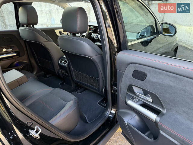 Черный Мерседес EQA, объемом двигателя 0 л и пробегом 35 тыс. км за 33500 $, фото 37 на Automoto.ua