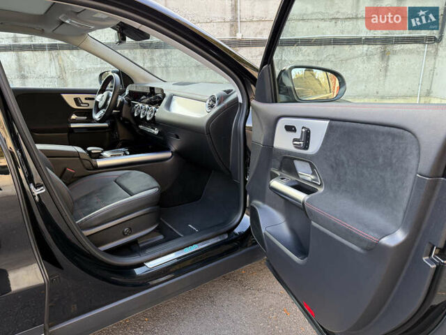 Черный Мерседес EQA, объемом двигателя 0 л и пробегом 35 тыс. км за 33500 $, фото 21 на Automoto.ua