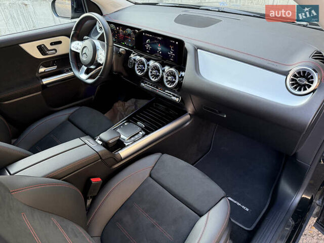 Черный Мерседес EQA, объемом двигателя 0 л и пробегом 35 тыс. км за 33500 $, фото 27 на Automoto.ua