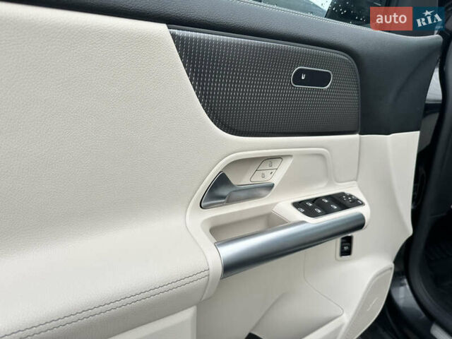 Мерседес EQA, объемом двигателя 0 л и пробегом 25 тыс. км за 28900 $, фото 28 на Automoto.ua