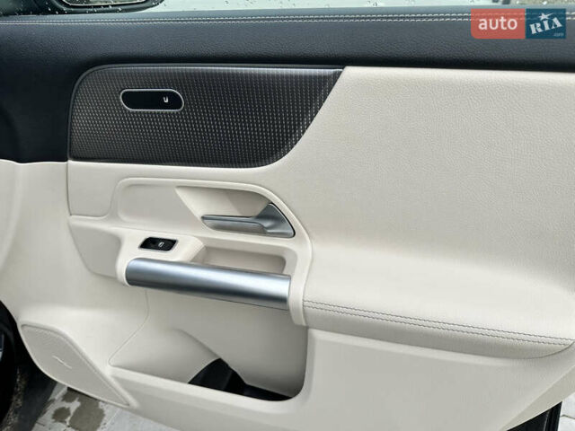 Мерседес EQA, объемом двигателя 0 л и пробегом 25 тыс. км за 28900 $, фото 30 на Automoto.ua